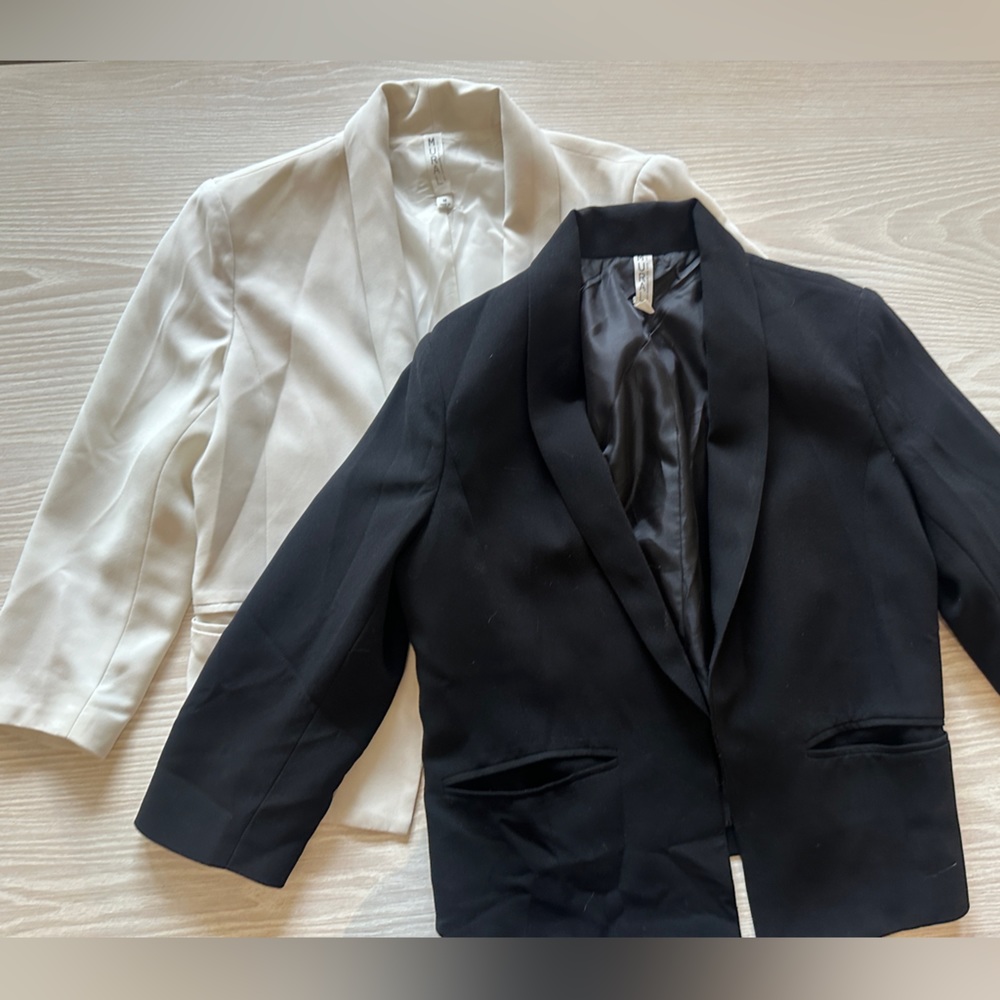 Bundle of Mural blazers size M